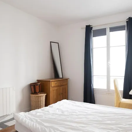 Bright T2 - Close To Square Des Batignolles *